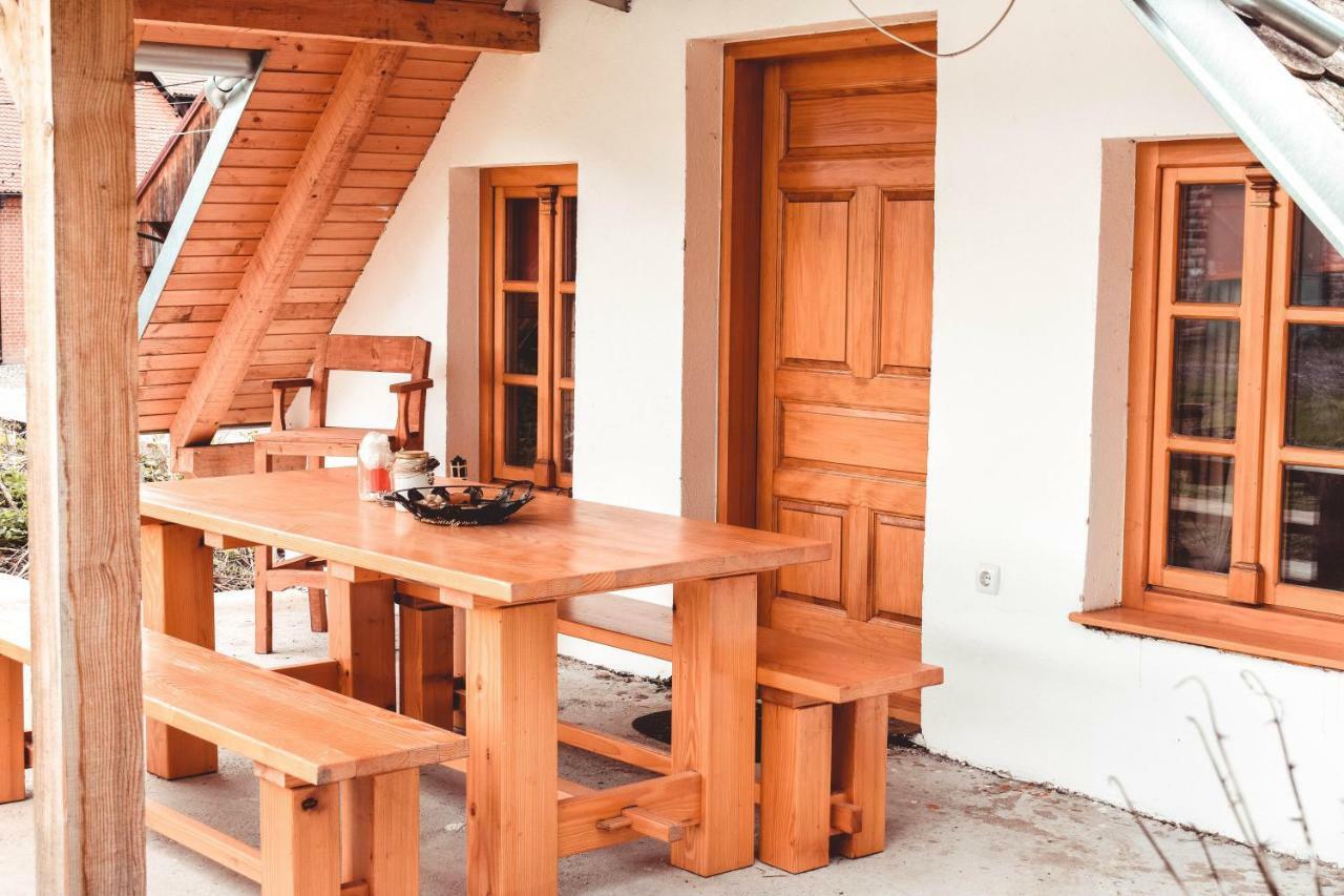Sobe Na Vinskoj Cesti Zmajevac Apartment Ngoại thất bức ảnh